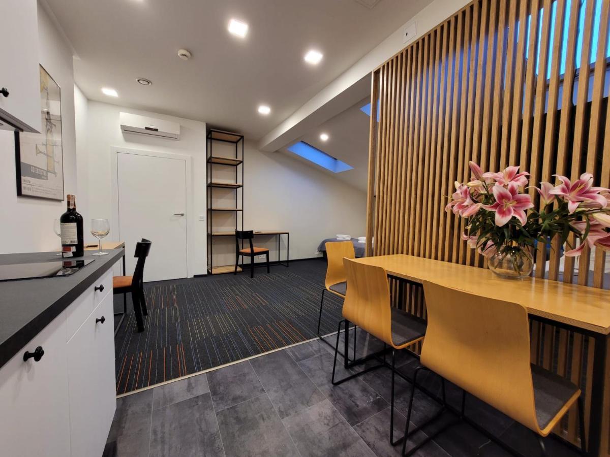 Dada Premium Aparthotel Krakow Exterior photo